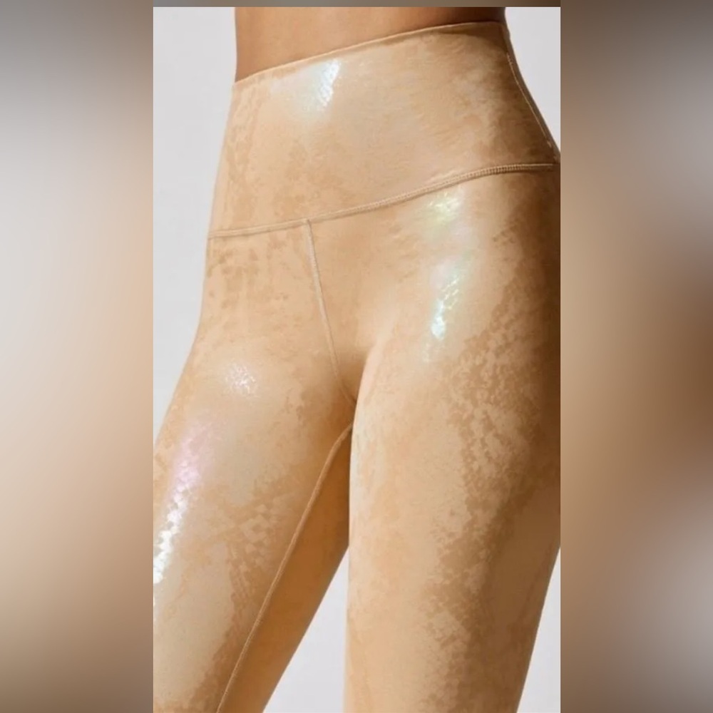 NWOT Carbon38 Metallic Snake High Rise 7/8 Legging size L